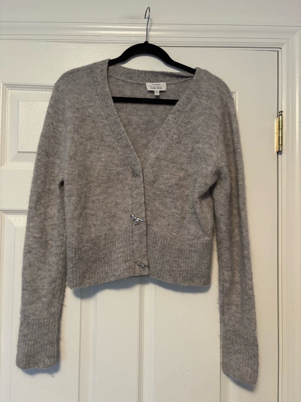 & Other Stories
Women's Grey Dinosaur Button Knit Cardigan small - Picture 10 of 13